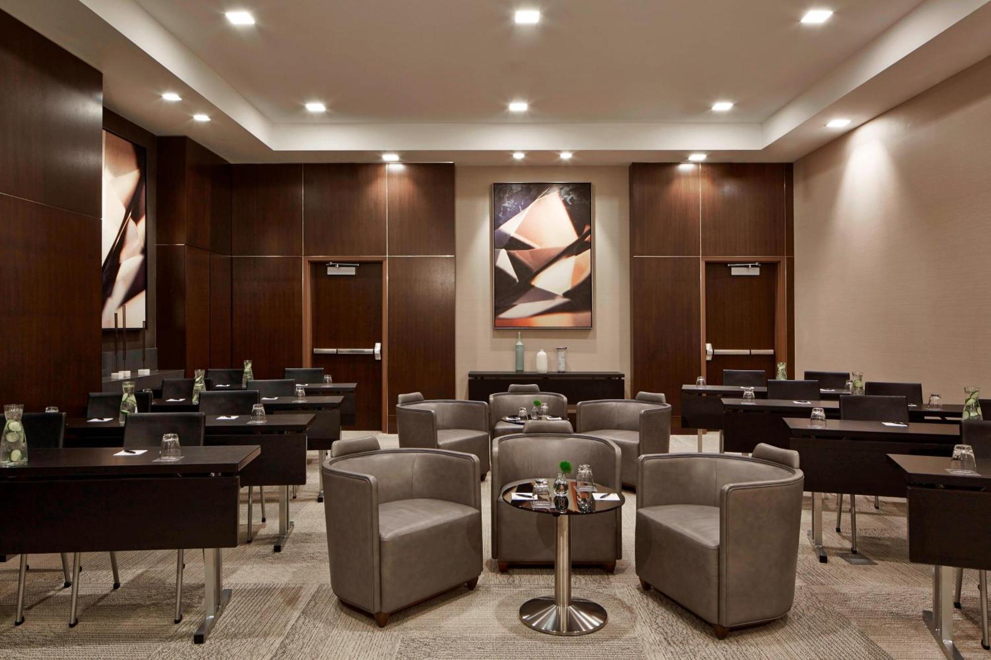 Ac Hotel By Marriott Minneapolis Downtown Zewnętrze zdjęcie
