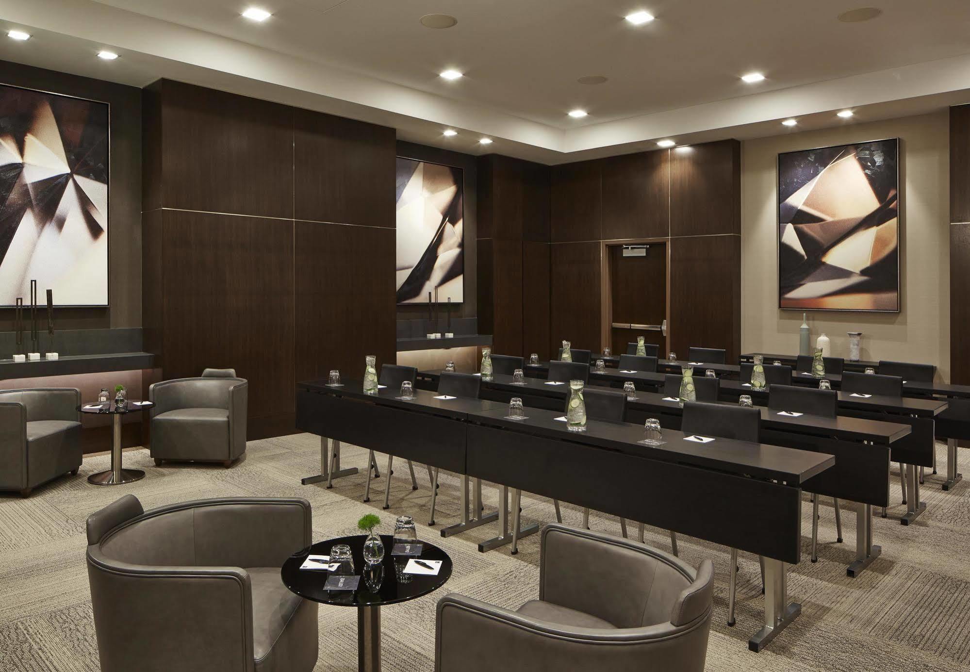 Ac Hotel By Marriott Minneapolis Downtown Zewnętrze zdjęcie